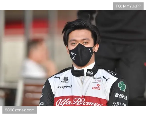 周冠宇下赛季豪装赛车照片流出，这装备感觉比豪门派对还壕？